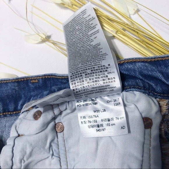 LEVI’S 501 Distressed Skinny - Picture 8 of 8